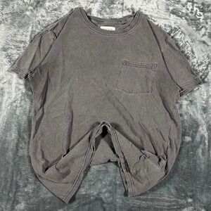 Y2K Pacsun Grey Pocket T-Shirt - size small - measurements listed